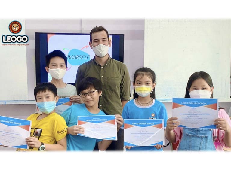 Giúp con xây dựng sự tự tin trong lớp học