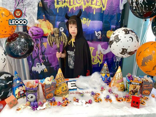 Hóa trang siêu đáng yêu cùng bé học viên nhà Leogo