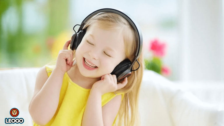 Dạy tiếng Anh cho trẻ 3 tuổi qua âm thanh
