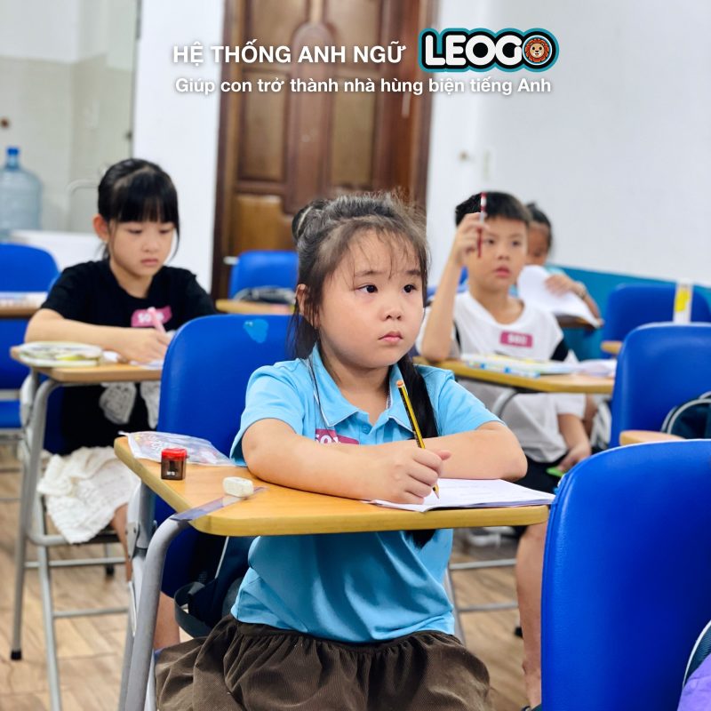 Kỳ thi thử Cambridge YLE (Starters, Movers, Flyers) tại Hệ thống Anh ngữ LEOGO - Trung tâm tiếng Anh trẻ em tốt tại Đà Nẵng