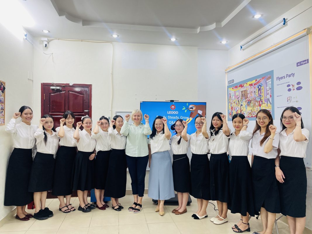 đào tạo nội bộ cho giáo viên của Hệ thống Anh ngữ LEOGO
