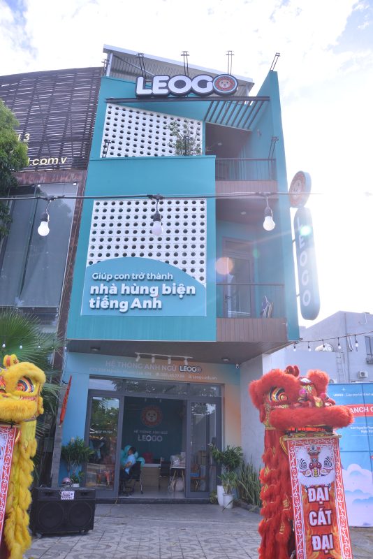 Bên ngoài cơ sở 1: LEOGO Hòa Xuân, 239 Nguyễn Phước Lan